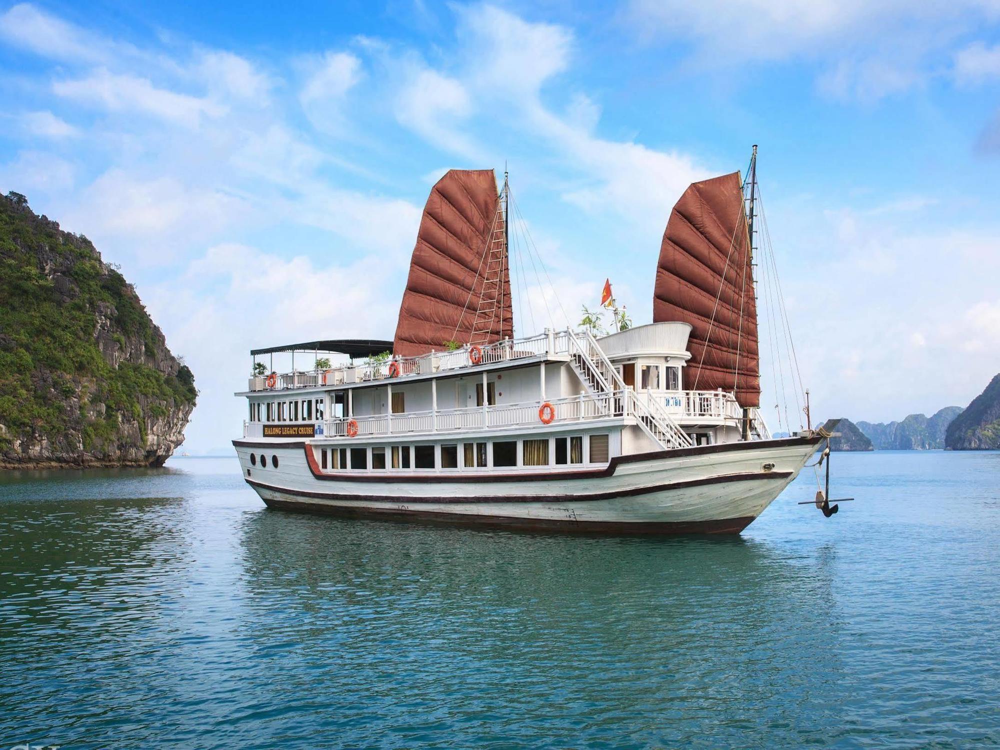 Halong Legacy Cruise Hotel Ha Long Eksteriør billede