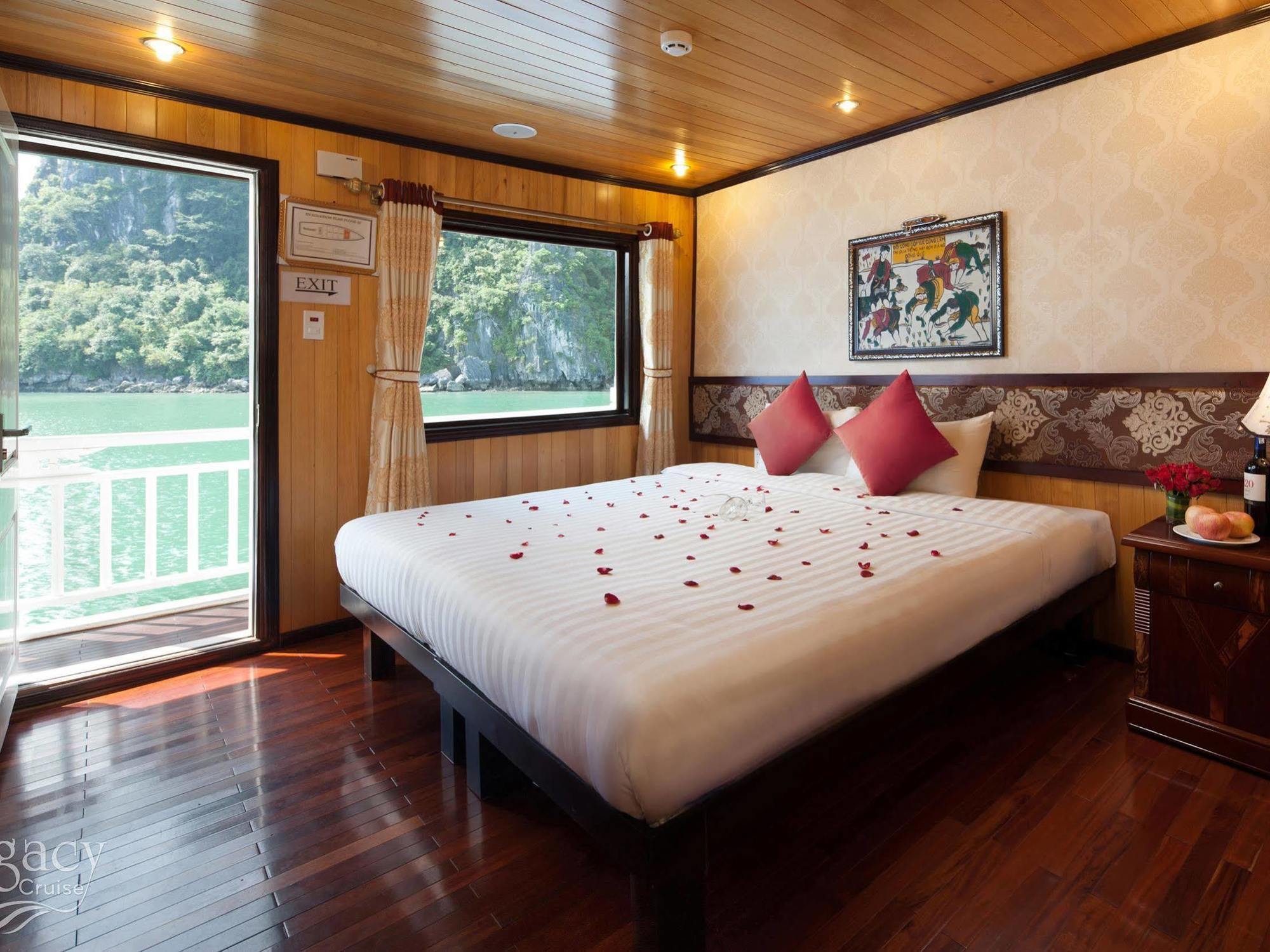 Halong Legacy Cruise Hotel Ha Long Eksteriør billede